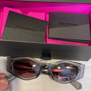 Valentino Black and Gray Runway Sunglasses like new Full Set